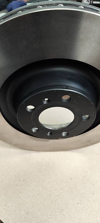 Alle Autoersatzteile: Bremsscheibe Bosch 0986479302 – Gebraucht aus Veltheim AG von lagunav624v