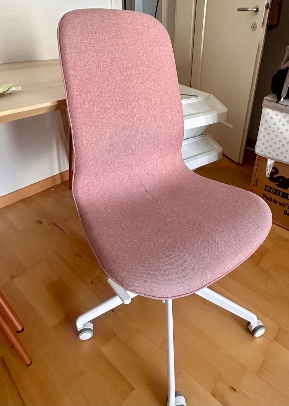 Ikea Sedie: Ikea Langfjall Pink Bürostuhl – Usato da Küsnacht ZH venduto da viennale