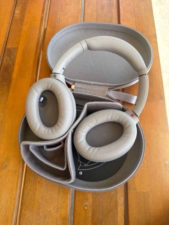 Sony Kopfhörer: Sony WH-1000XM4 Kopfhörer - Top Zustand - Grau – Gebraucht aus Rüti b. Büren von helscherj 2