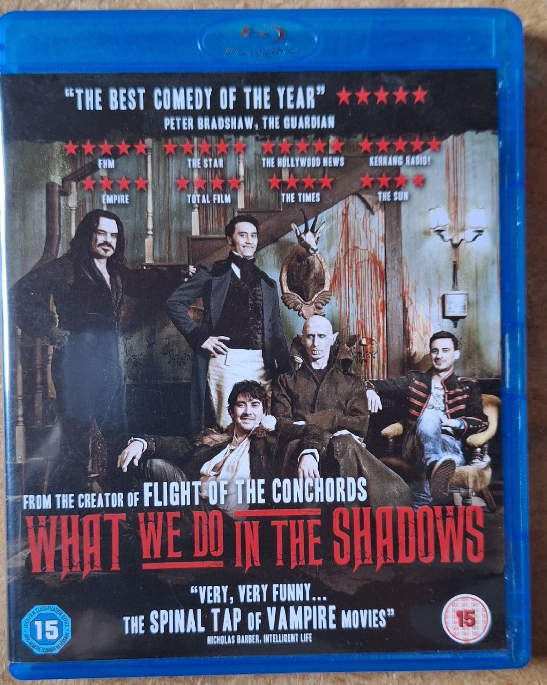 Tutti i DVDs: What we do in the Shadows Blu-ray – Usato da Schmitten FR venduto da Sidewinder