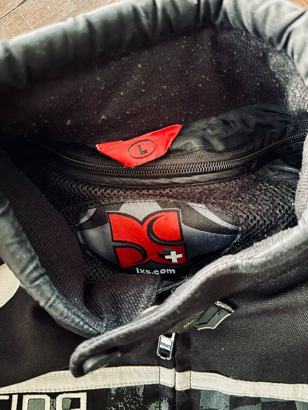 IXS Giacche: IXS Motorradjacke Gröss L unfallfrei – Usato da Ibach venduto da Mythenchiller 4