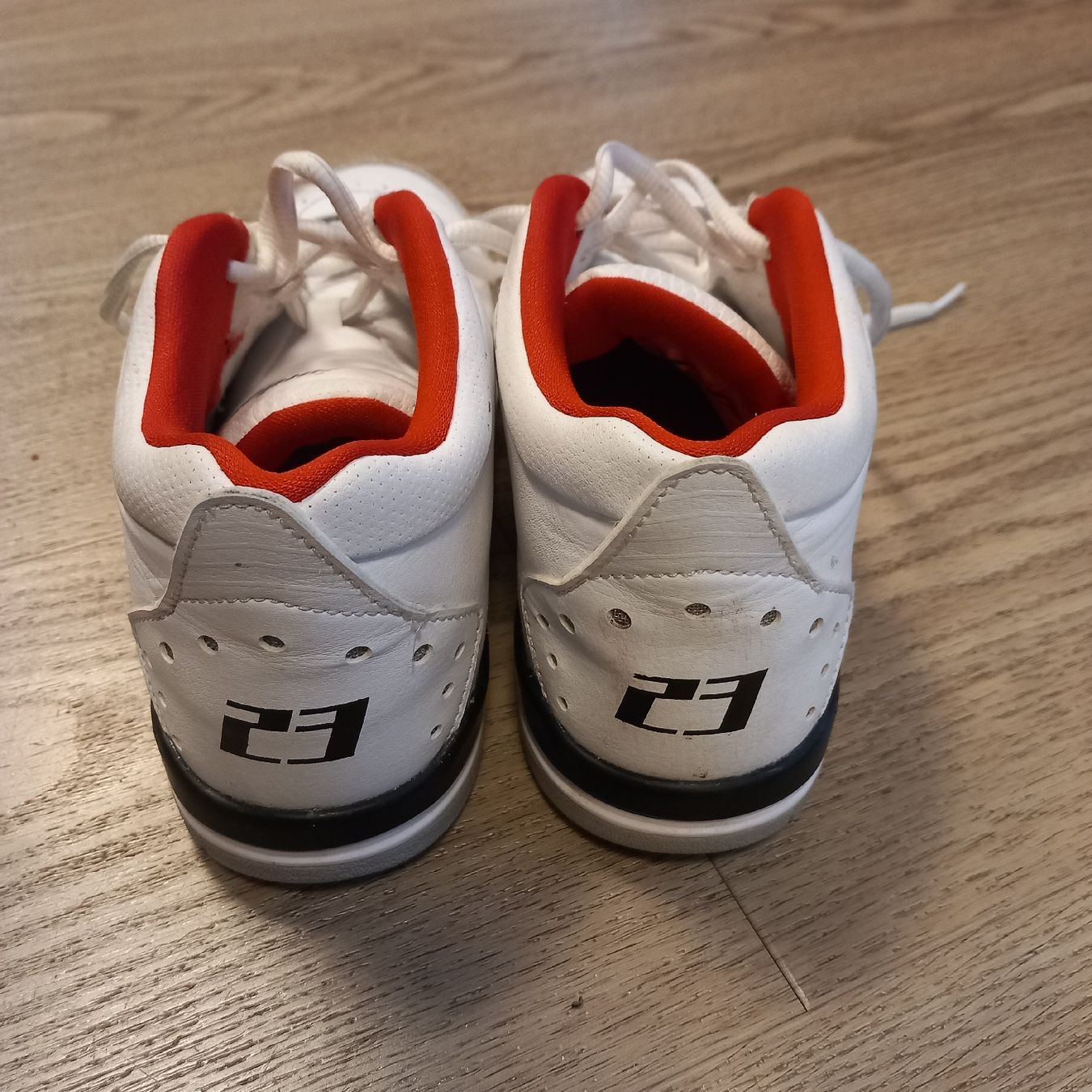 Jordan Scarpe per ragazzi: basket jordan taille 35 – Usato da Chavannes-de-Bogis venduto da senator635 2