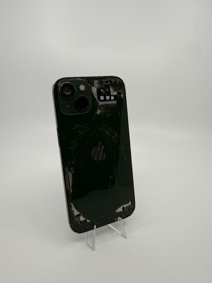 Apple Handys / Smartphones: iPhone 13 256GB – Defekt aus Adligenswil von alessandro2007