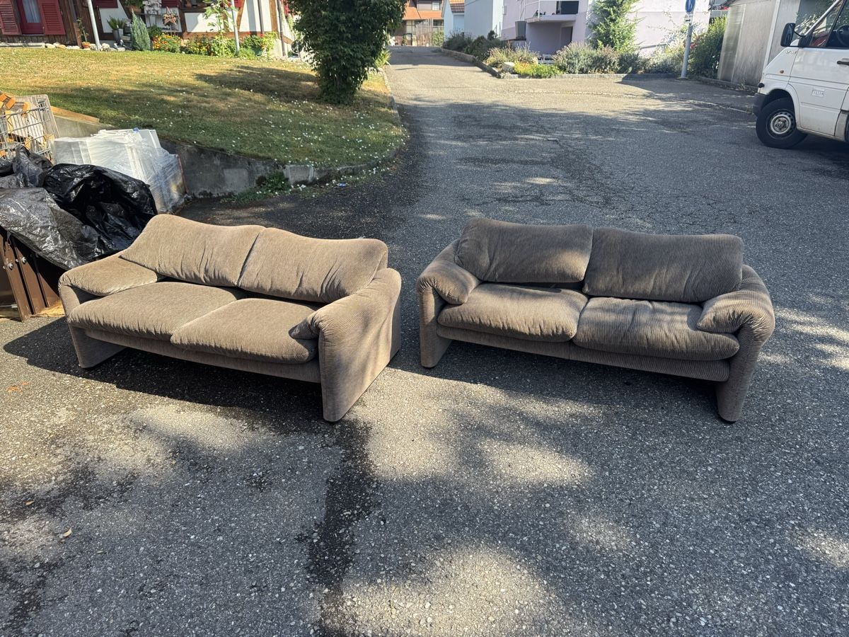 Sofas: 2 Maralunga Sofas ab 1.-  – Gebraucht aus Grenchen von Design-Outlet