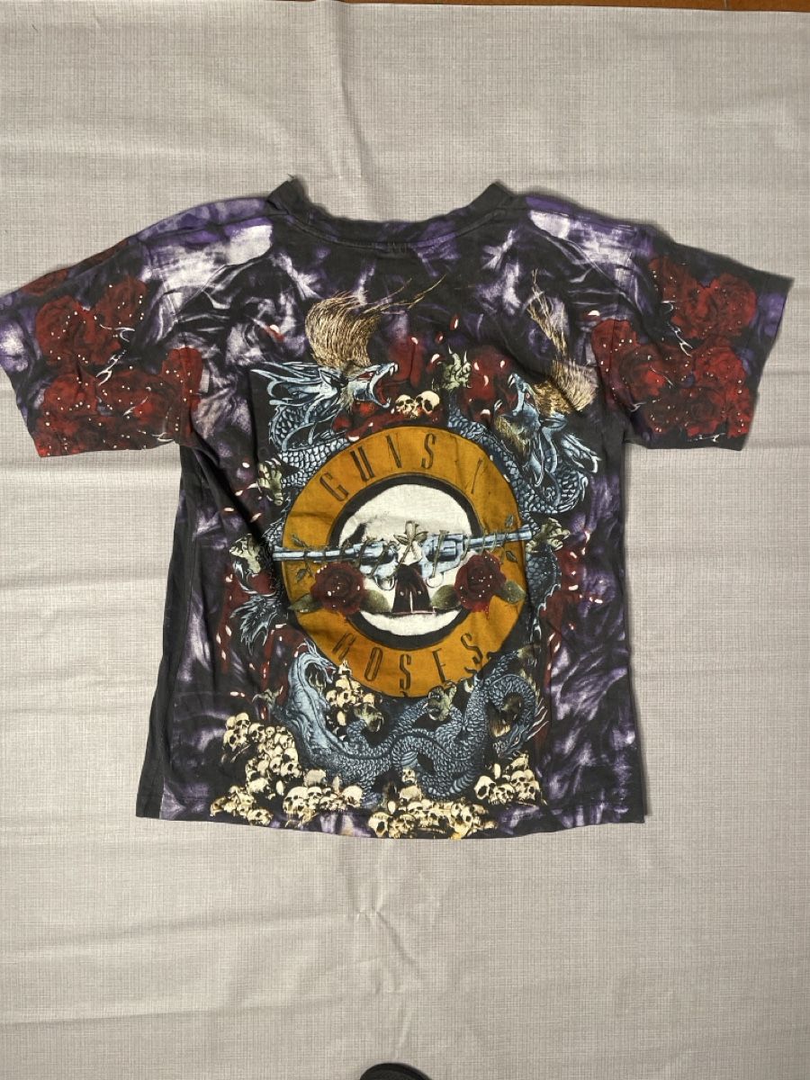 T-shirt: Tshirt Guns n Roses – Usato da Capolago venduto da LA.BOTTEGA 1