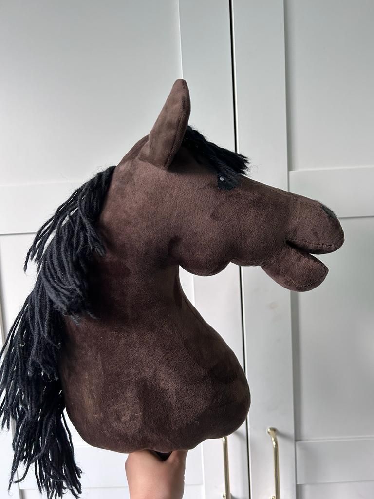 Spielzeuge: Hobby Horse braun – Gebraucht aus Thalwil von  1