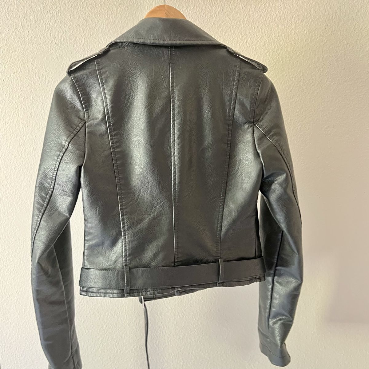 Jacken: Faux Leather Jacket from Nasty Gal – Neu (gemäss Beschreibung) aus Lütisburg von mahee 3