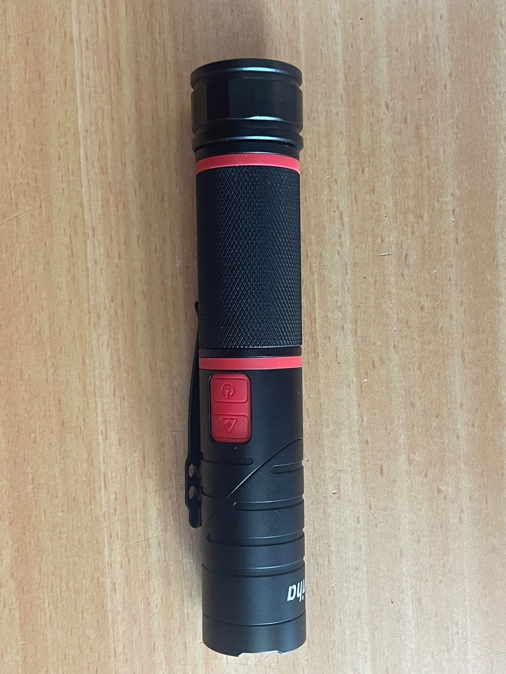Lampade: Lampe de poche magnétique 4 en 1 – Nuovo e nell'imballaggio originale da La Chaux-de-Fonds venduto da SPAD8248 2