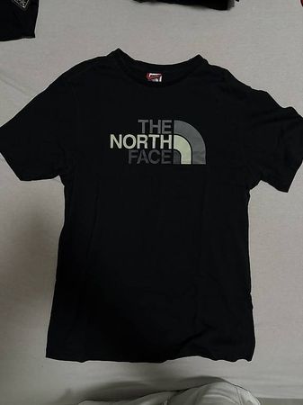 T-Shirt The North Face Nera Originale  Taglia S 