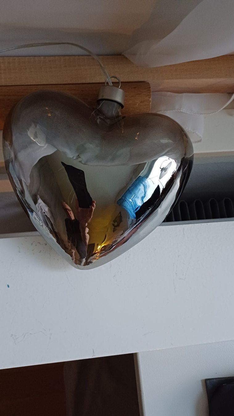 Tutte le decorazioni: Herz mit Leuchdioden aus Glas – Usato da Zollikerberg venduto da Kaugo 3