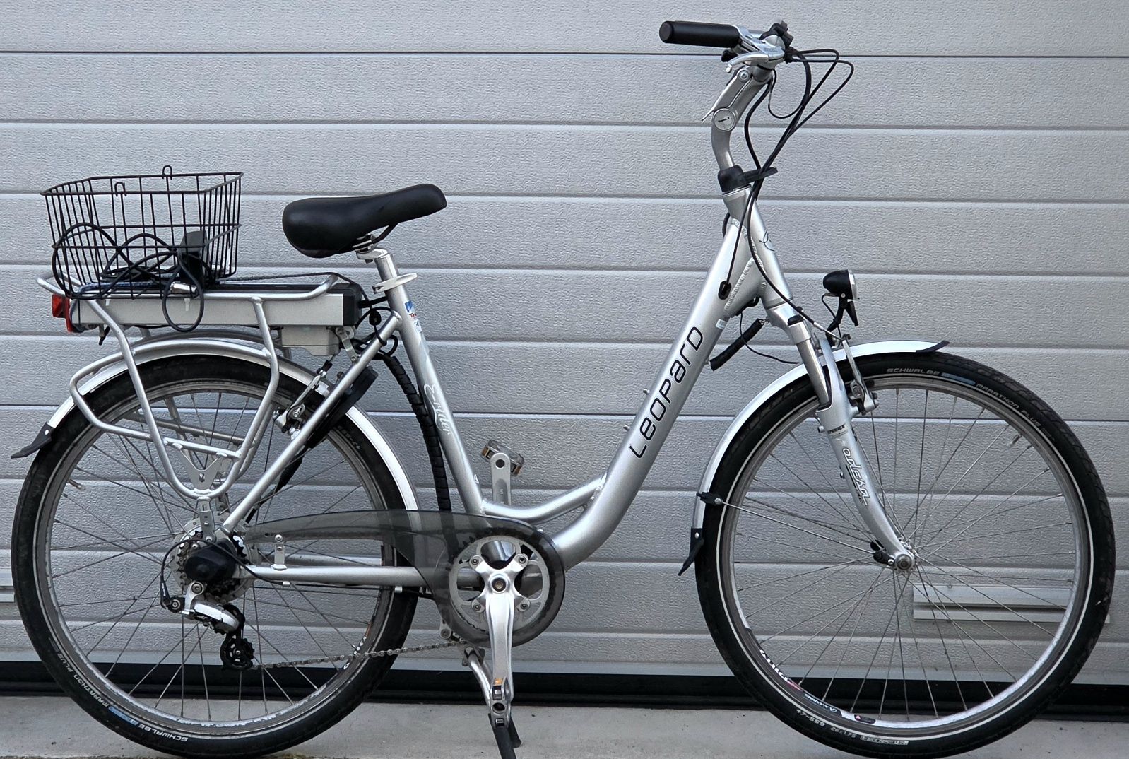 Leopard Velos: E-Bike Leopard Silber  – Defekt aus Amriswil von newschweiz