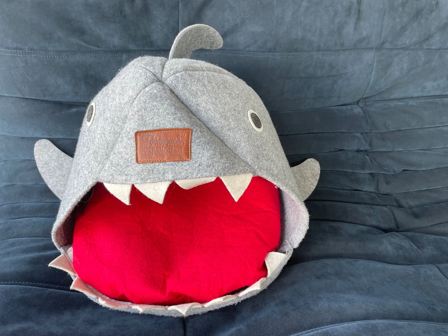 Cucce & Letti: Freezack Shark Cave Katzenbett – Nuovo (secondo la descrizione) da Richterswil venduto da Jolipoisson 4