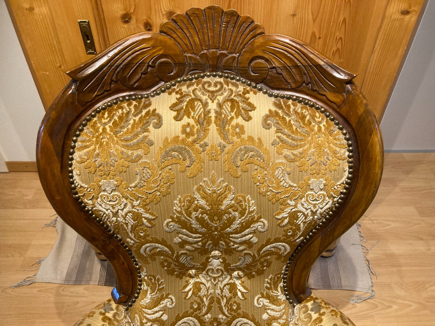 Sessel: Antiker Fauteuil – Gebraucht aus Teufen AR von Exotisch16 1
