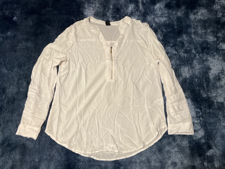 Damen Bluse weiss mit Reissverschluss gebraucht guter Zus...