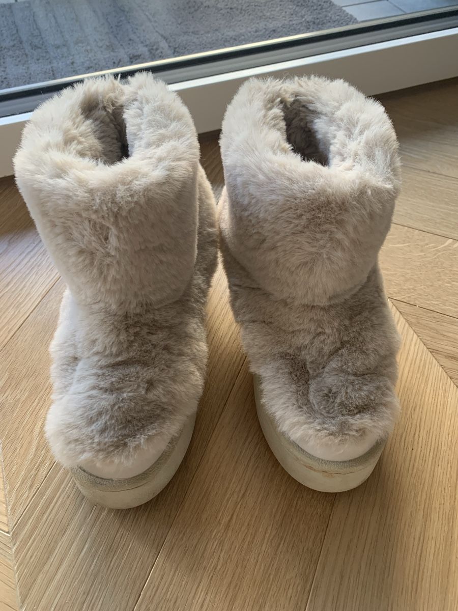 H&M Damenschuhe: H&M winter boots 35 - 35,5 – Gebraucht aus Zürich von Angela_Fashion_Lover