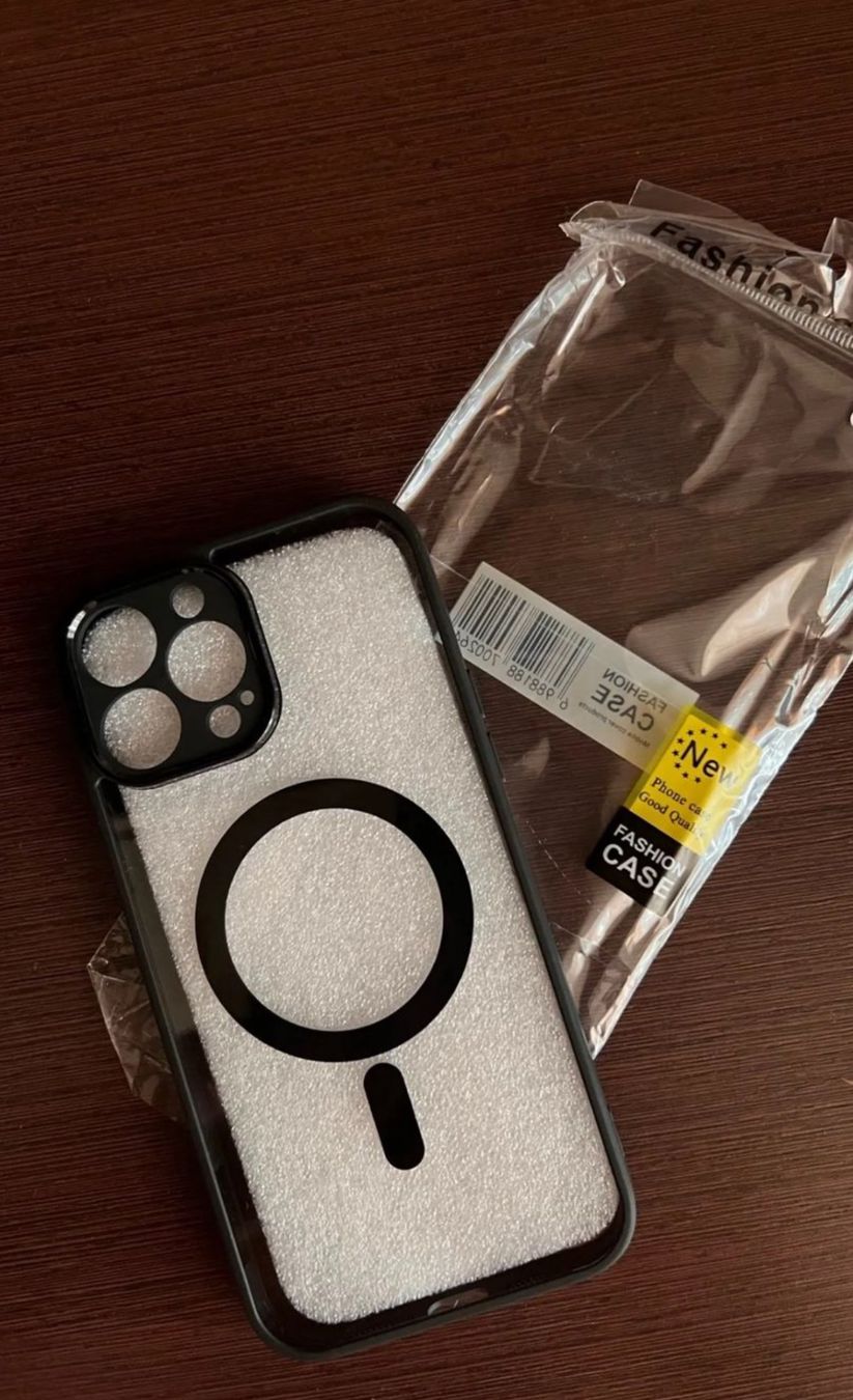 Cover & Protezioni schermo: IPhone 14 Pro Max Silikon Case Black – Nuovo e nell'imballaggio originale da Zürich venduto da swiss.tech 2