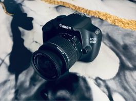 Canon EOS 1200D DSLR Set