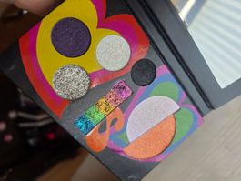 Danessa Myricks Love is Love Lidschatten Palette