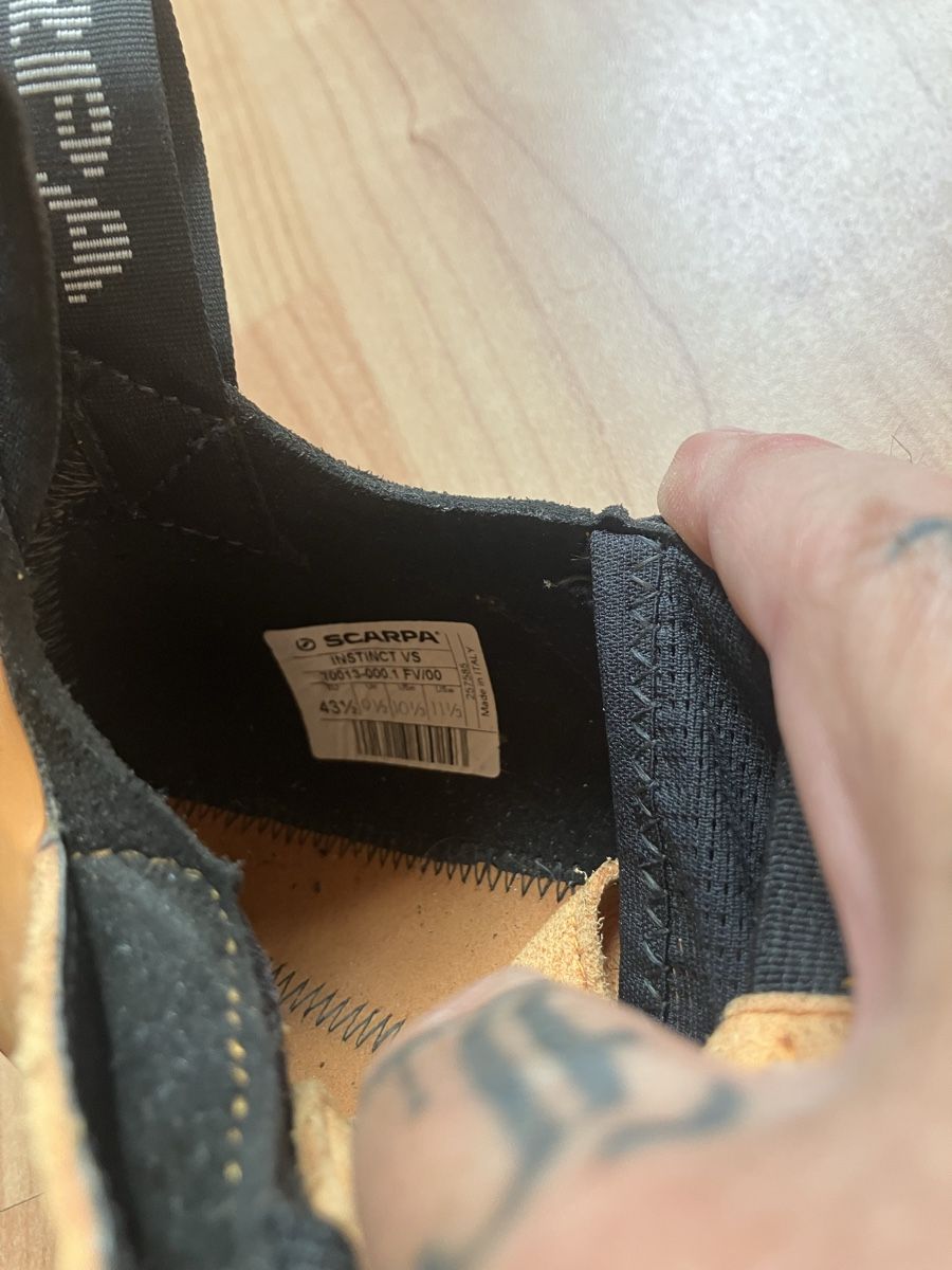 Scarpe da uomo: kletterschuhe – Usato da Rickenbach b. Wil venduto da bombar