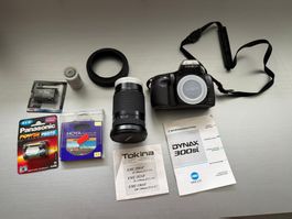 Minolta Dynax 300si Spiegelreflexkamera mit Tokina Objektiv