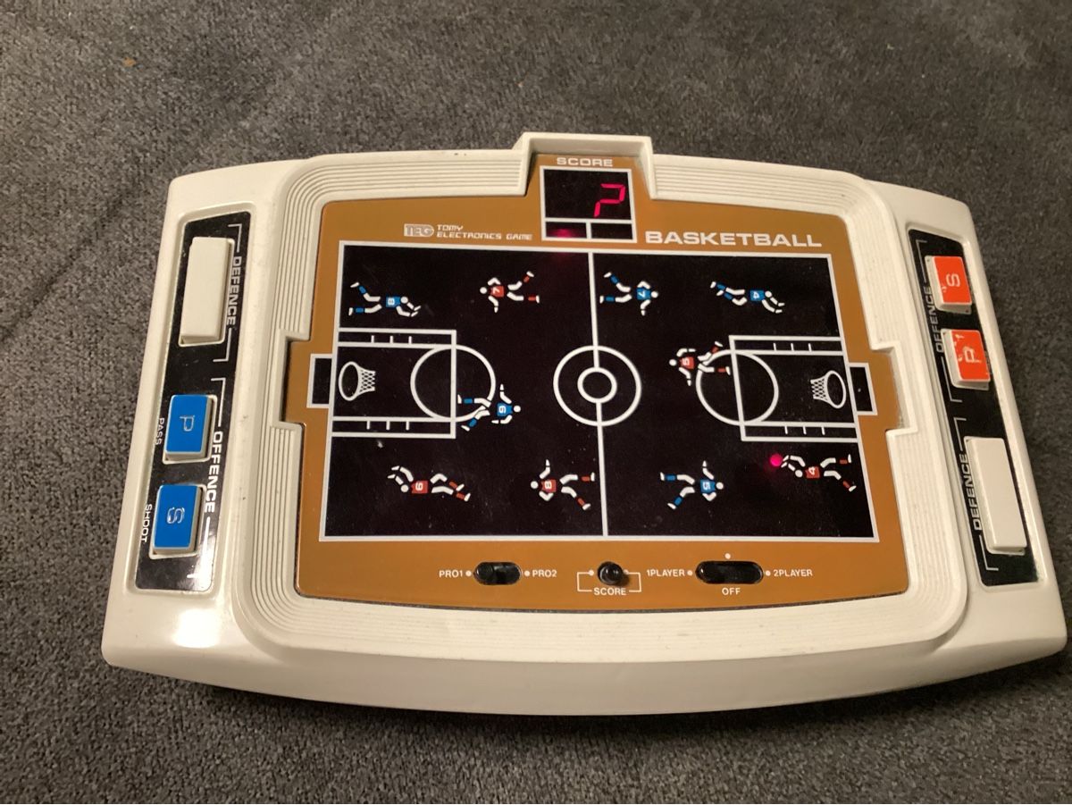 Tomy Jeux: TOMY ELECTRONIC HANDHELD GAME VON 1980 – D'occasion à Münchenstein par NoSu98 1