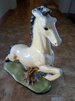 Pferd aus Porzellan / A.Santini
