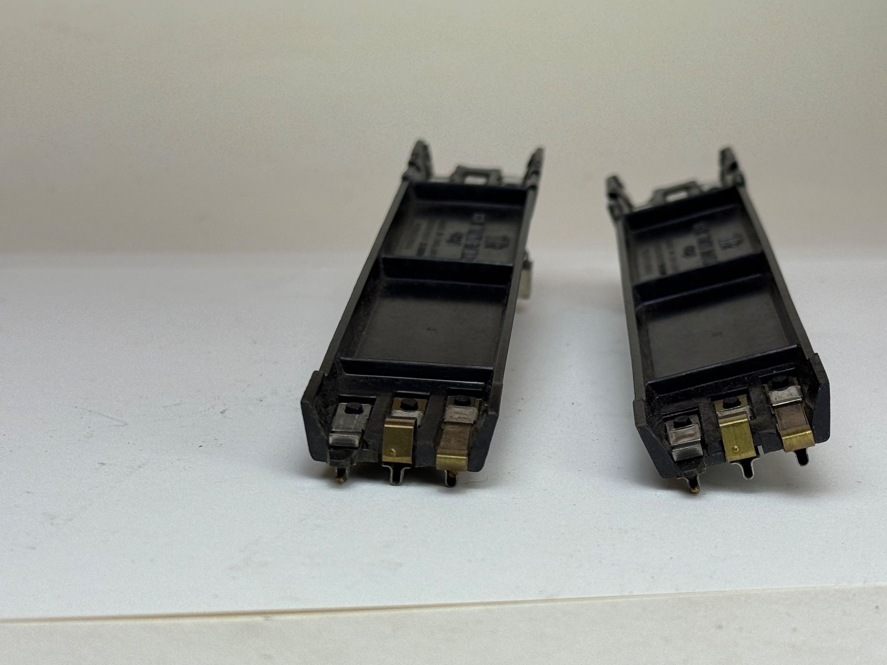Trix Trains électriques: GB3-   Trix 2 x gerade mit Bremsblock – D'occasion à Elm par Wikmtz 1