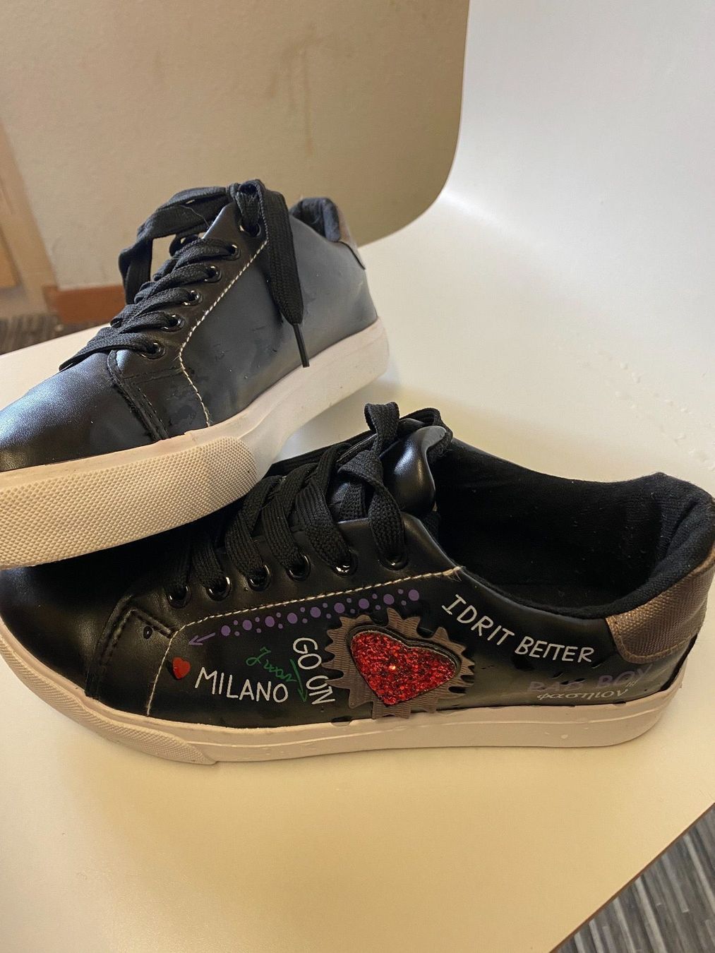 Scarpe per ragazze: Schuhe Turnschuhe Sneaker – Usato da Dietlikon venduto da Ss11 1