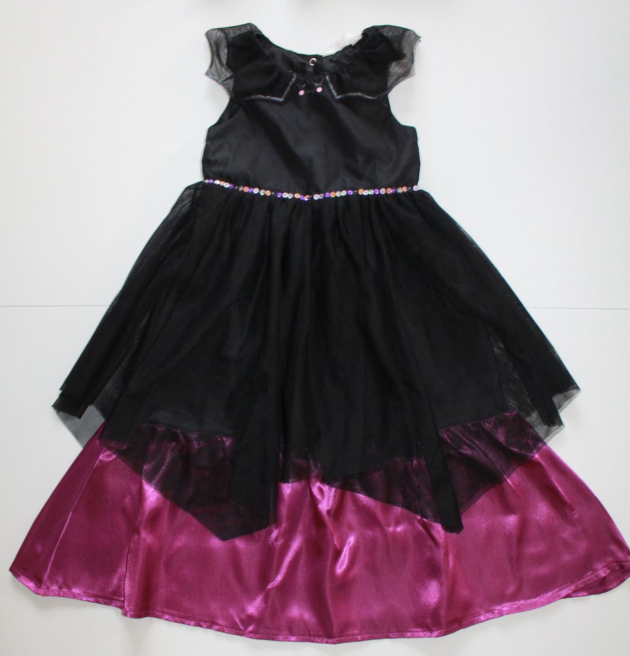 Costumi: Costume sorcière / Hexe t. 3 - 4 ans – Usato da Peseux venduto da CoolShoping 1