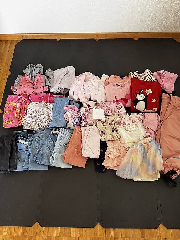 Ensembles coordonnés: Mädchen Kleidung Gr. 92 – D'occasion à Kloten par Caramba_5