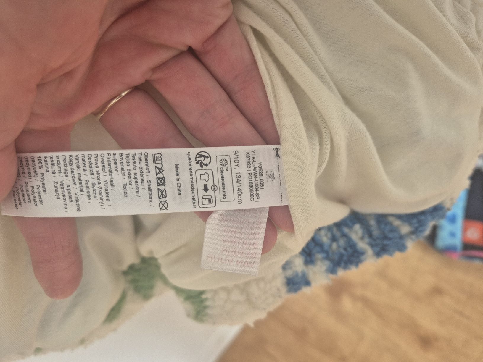 Jacken & Mäntel: Jacke gr.134 – Gebraucht aus Spiez von V.H.K. 2