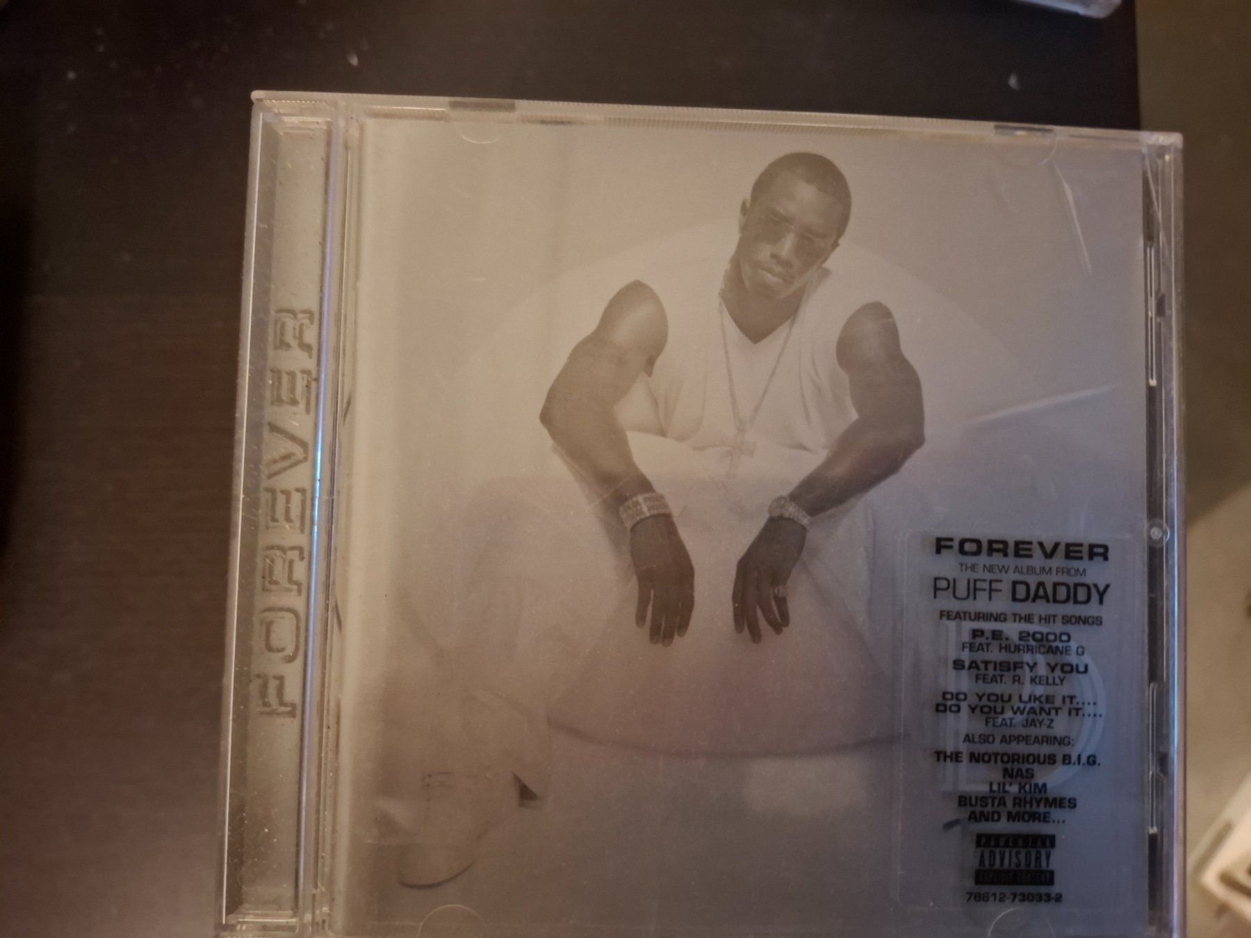 CD: Puff Daddy "Forever" CD, 2001 Album, Top Hits ft. R. Kell... – Usato da Münchenbuchsee venduto da Twertor