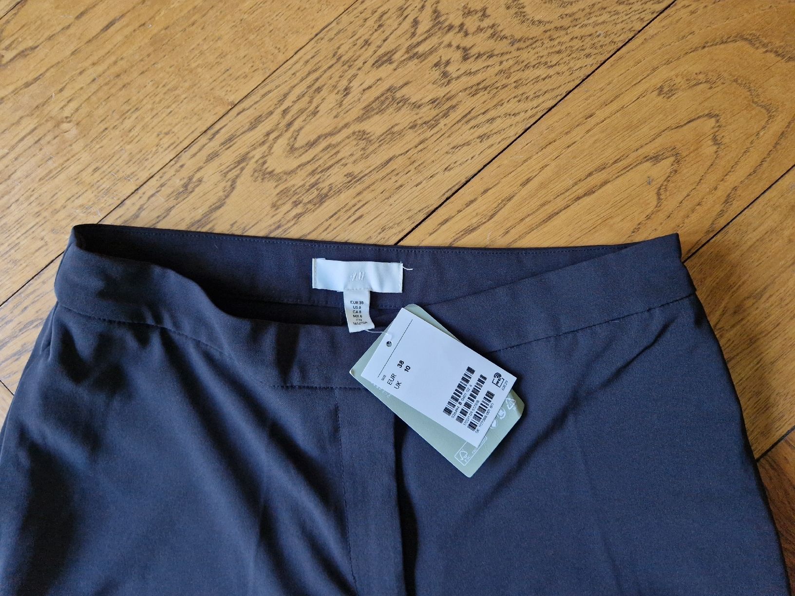 H&M Hosen: Schwarze Stoffhose von H&M Gr. 38 – Neu und originalverpackt aus Innerberg von Noe25 2