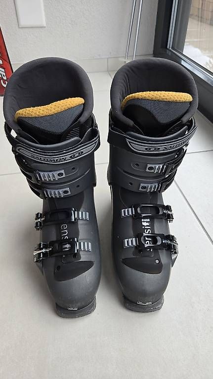 Herrenschuhe: Skis 170 + chaussures 44 + bâtons 120 – Gebraucht aus St-Livres von cmtalves