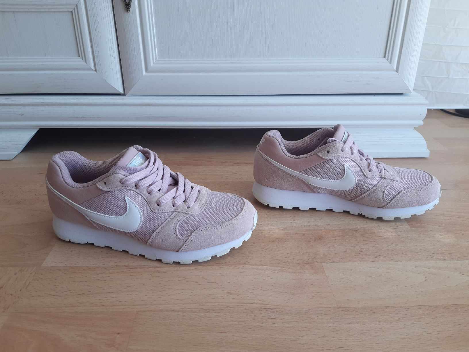 Nike Scarpe da donna: Nike MD Runner 2, Sneaker, 37.5, rosa / pink – Nuovo (secondo la descrizione) da Matzingen venduto da mes84 1