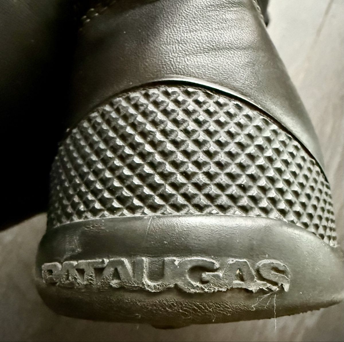 Herrenschuhe: Baskets cuir fin PATAUGAS hommes 43 – Gebraucht aus GRIMISUAT von toinou 7