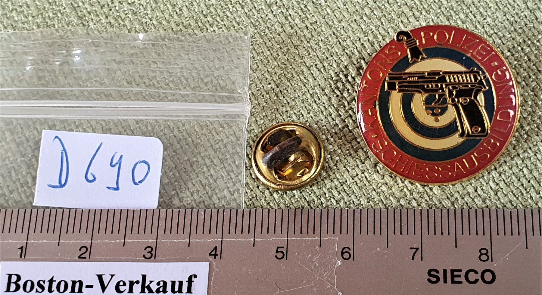 Plaketten & Abzeichen: D690 Pin Basler Ktantons Polizei Schiessausbildung – Gebraucht aus Reinach BL von Boston-Verkauf 2
