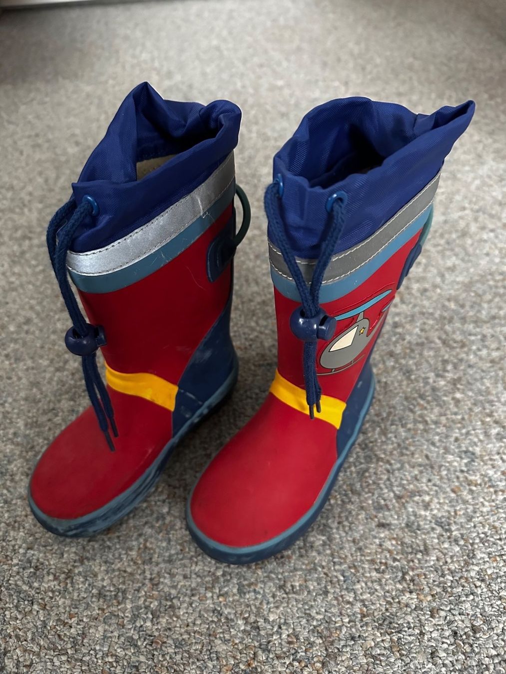 Scarpe per ragazzi: Kinder Gummistiefel Grösse 25 – Usato da Wagenhausen venduto da vintagesecondhand 2