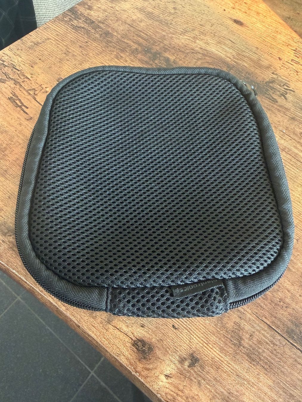 Plantronics Cuffie: Plantronics Headset Tasche – Usato da Bassersdorf venduto da JonasF01