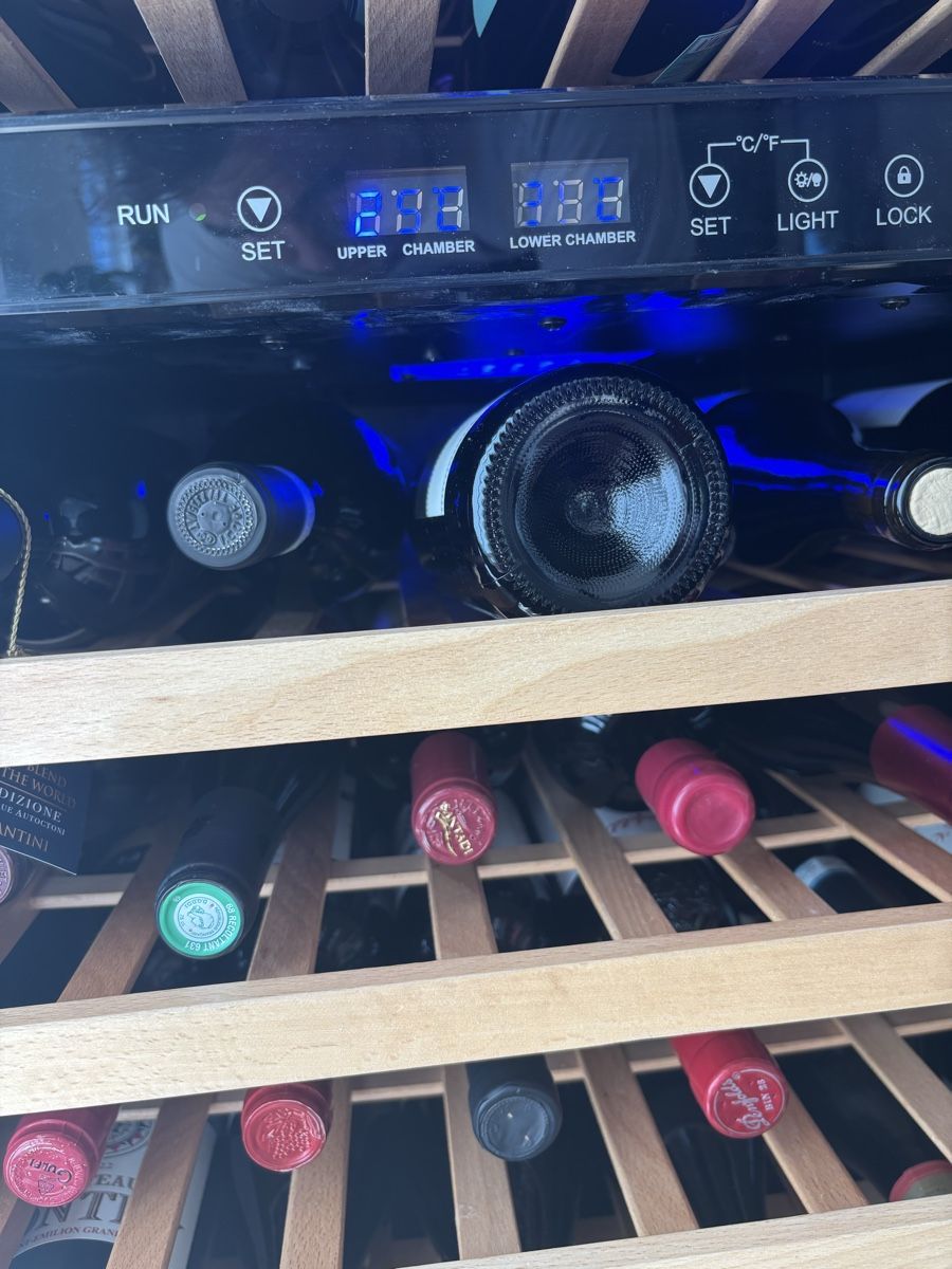 Réfrigérateurs: Kibernetik 2-Zonen wine cooler – Défectueux à Rüschlikon par Dbloemhof 3