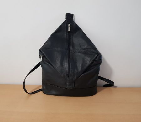 EM-EL Leder Rucksack /Umhängetasche