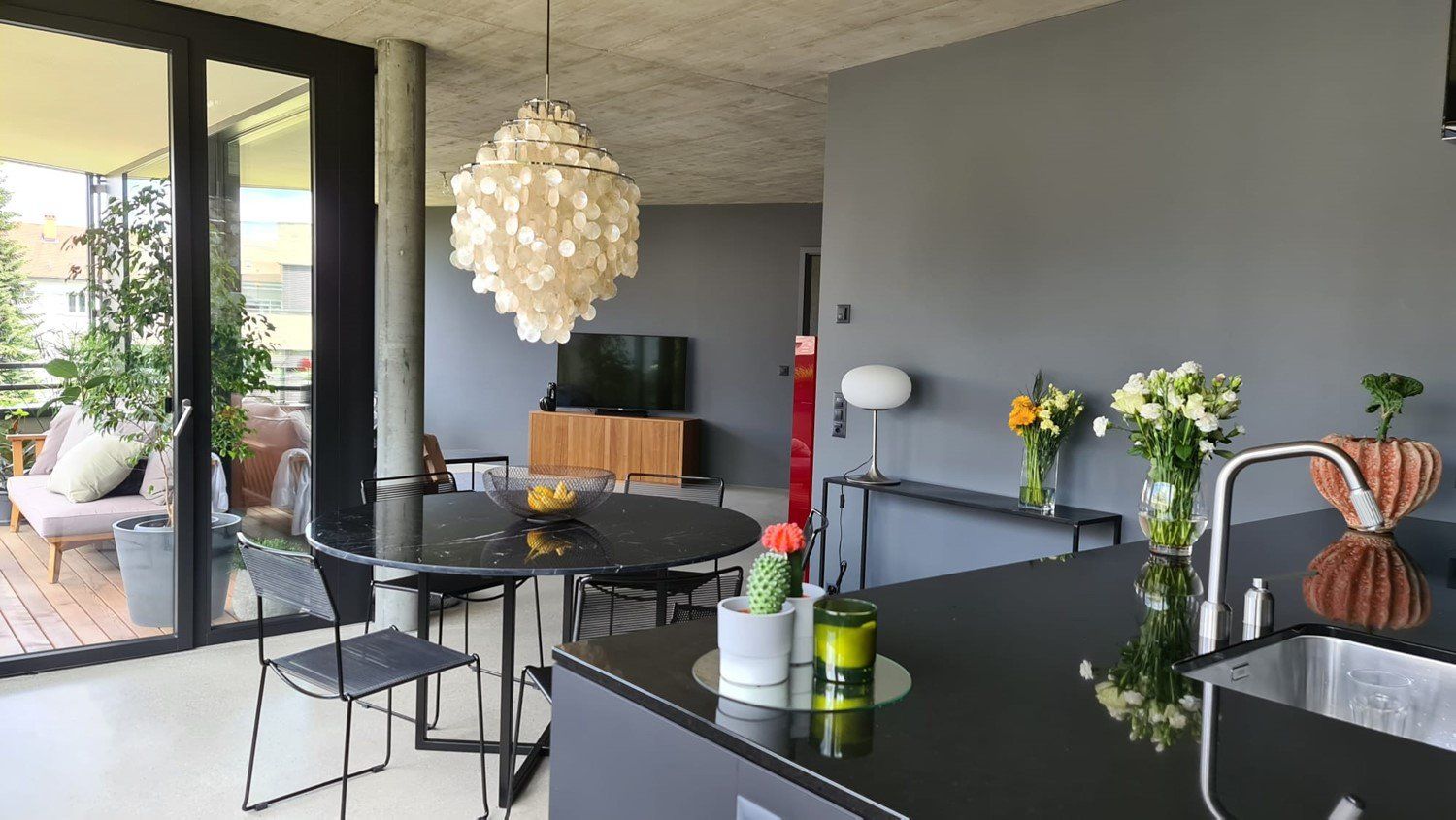 Tavoli: Tisch – Usato da Basel venduto da 3012ost 1
