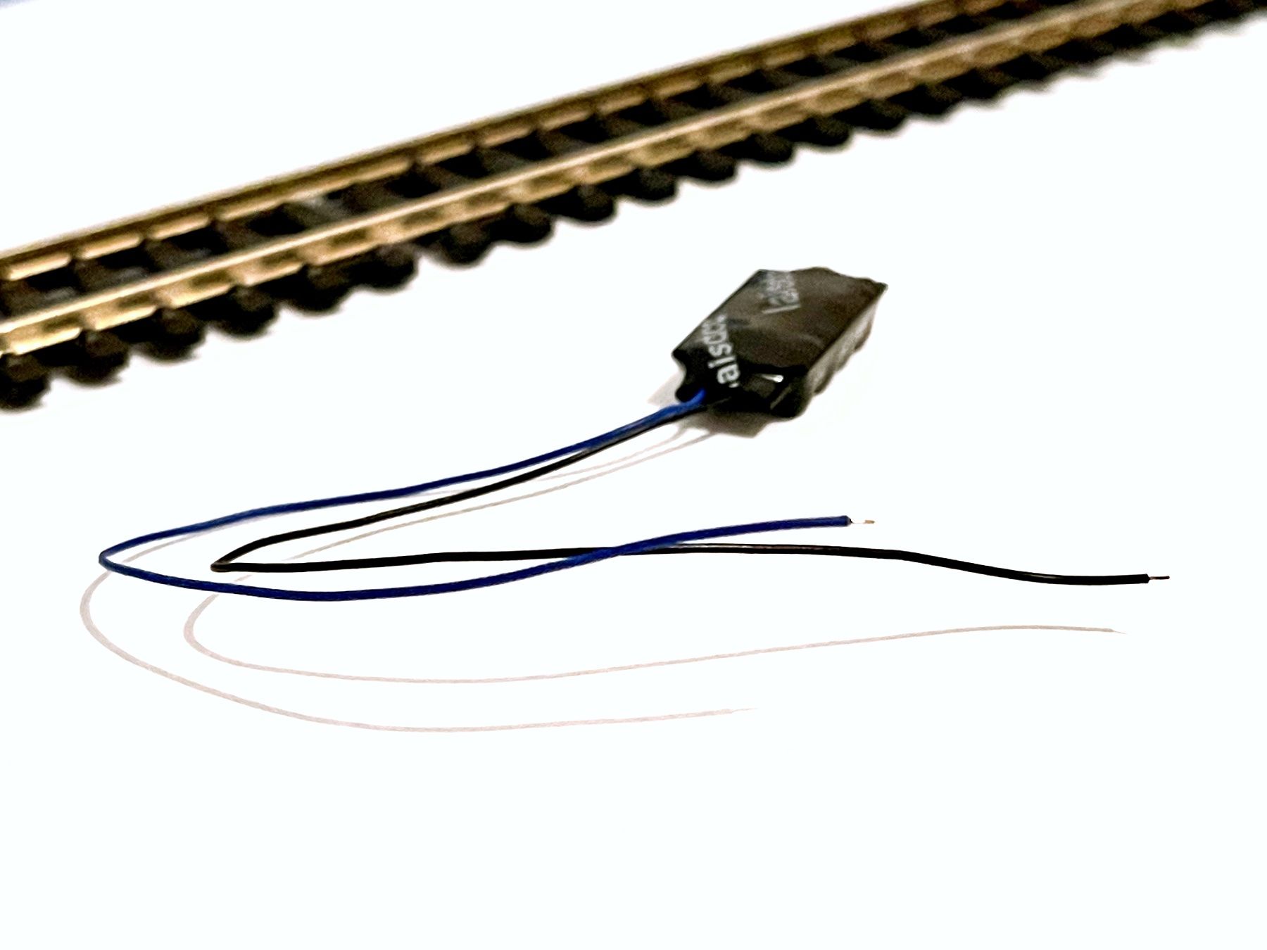 Modelleisenbahnen: Pufferkondensator-Kit KungFu Lite 3 – Neu und originalverpackt aus Brügg BE von telegraphrail 2
