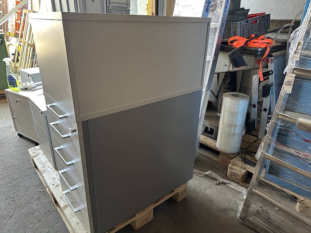 Scaffali: neuer Beistellcontainer mit Aufsatzregal, abschliessbar – Nuovo (secondo la descrizione) da Necker venduto da liq24 9