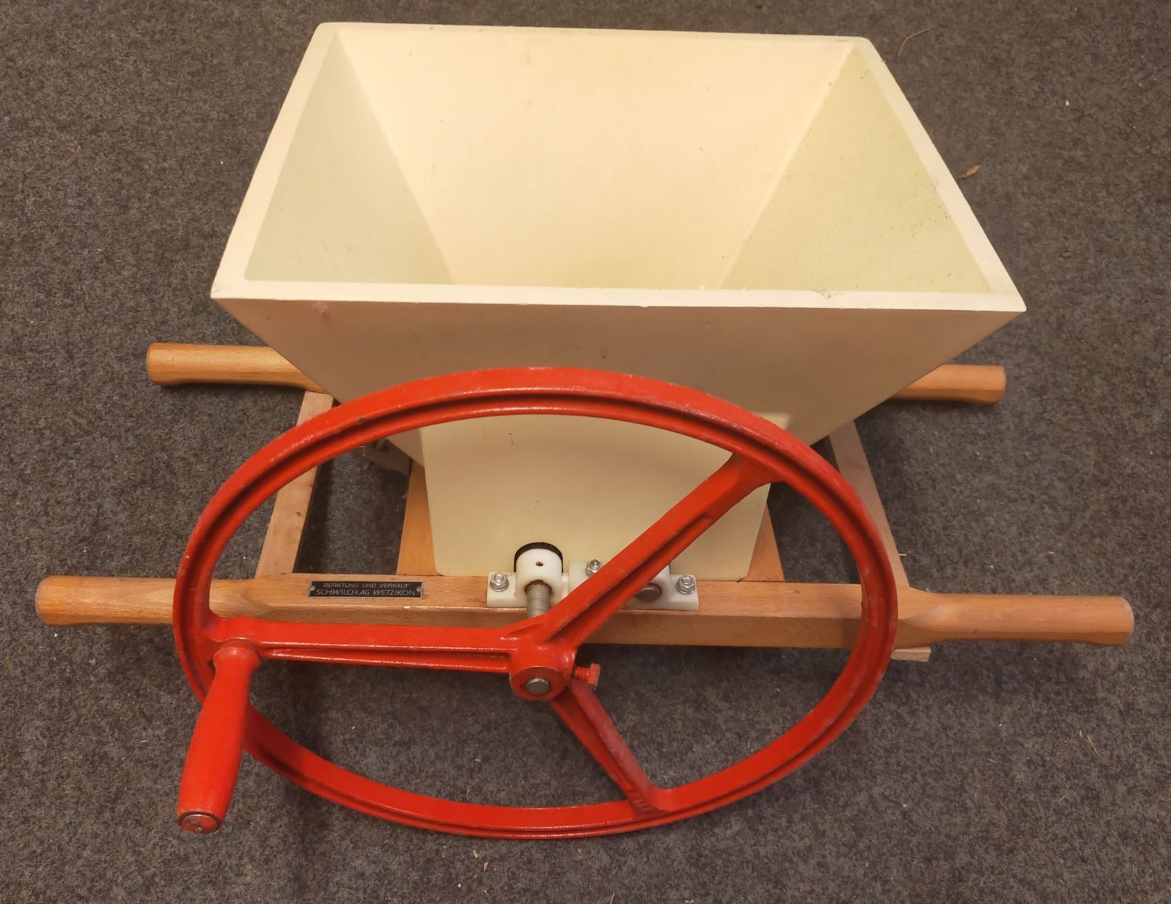 Alle Maschinen: Obstmühle und Obstpresse – Gebraucht aus Zürich von mat_ntp6 2