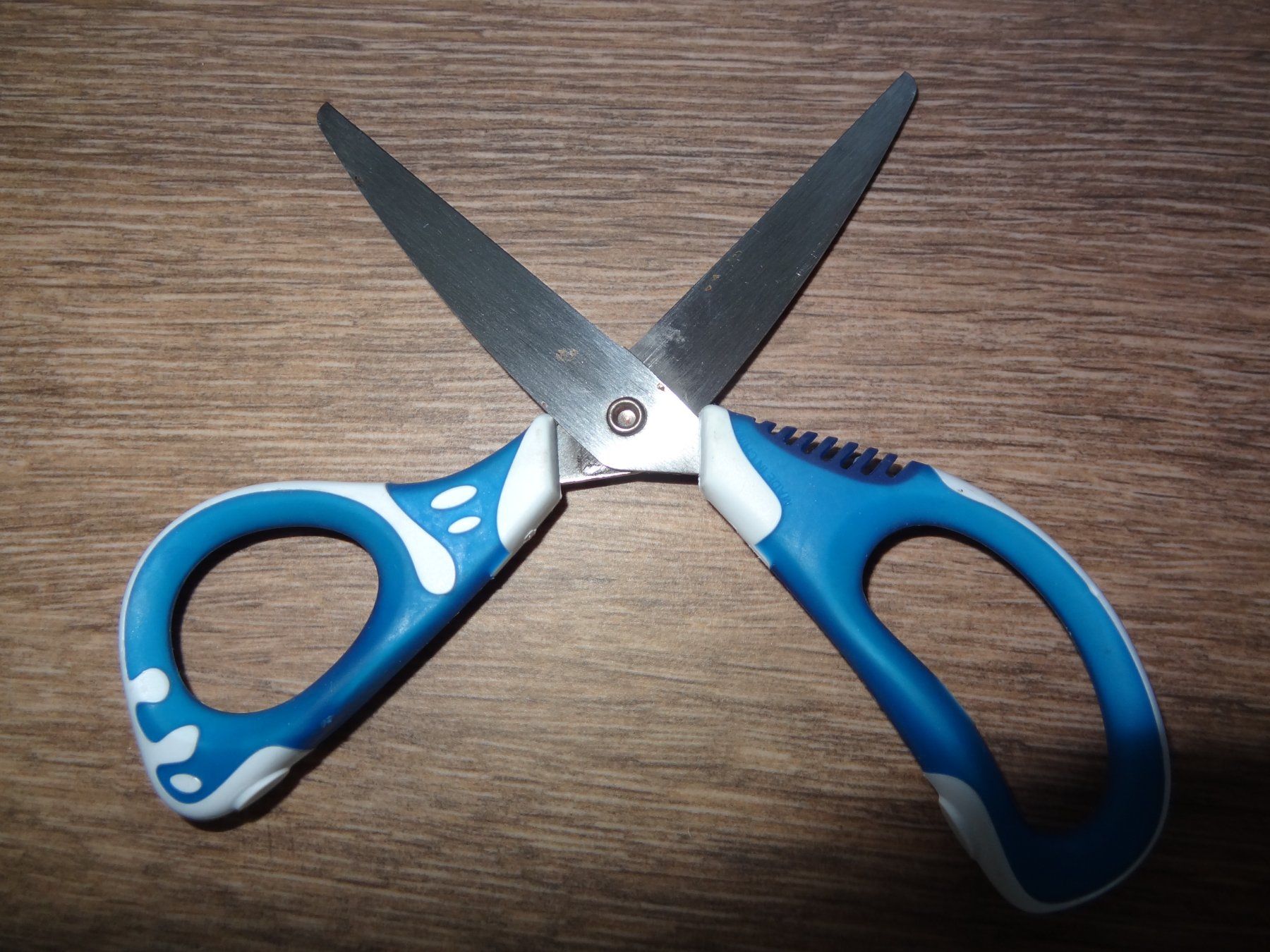 Tous les outils: Ciseaux enfant Maped – D'occasion à Satigny par salvatore73 3