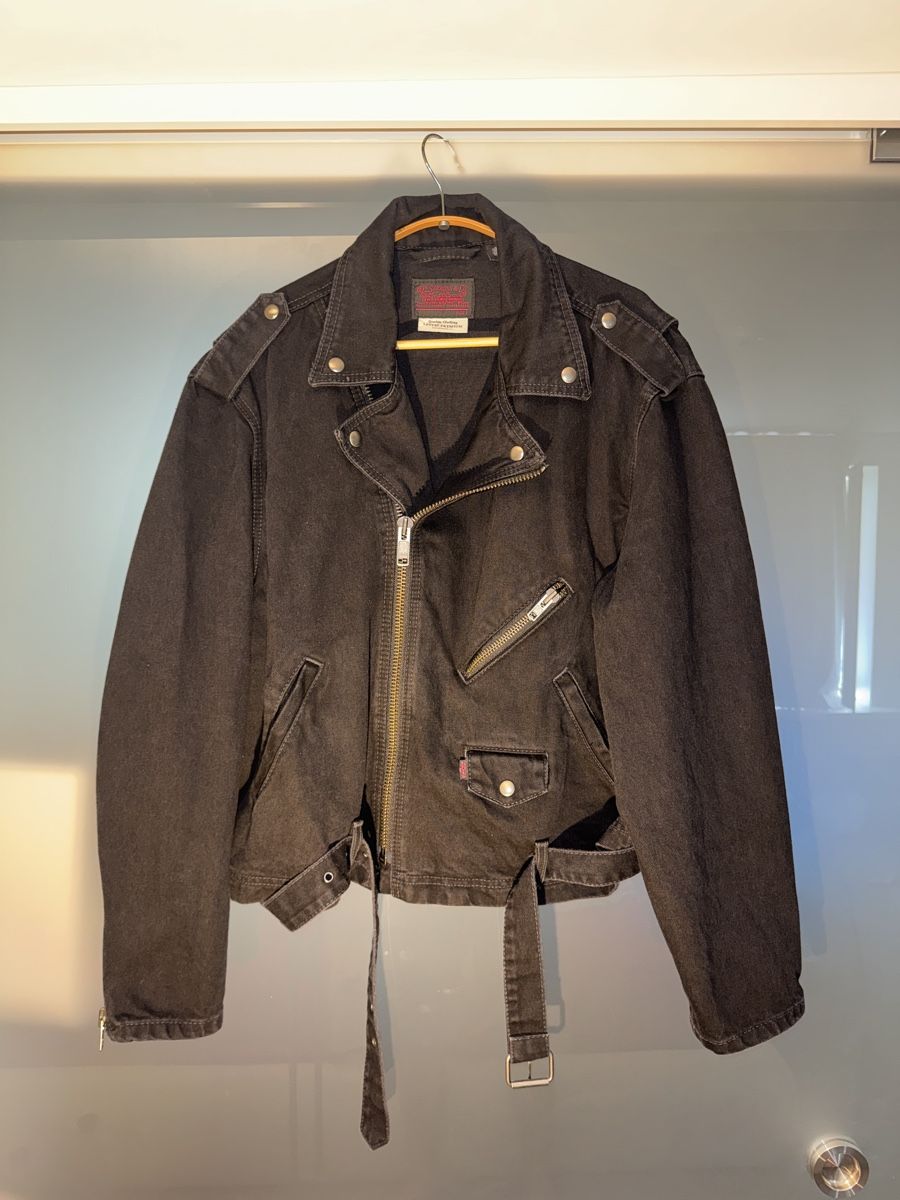 Levi's Giacche: Levi's Jeansjacke Grösse L – Nuovo (secondo la descrizione) da Luzern venduto da yan_68th