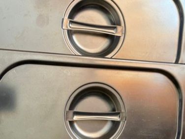 Küchengeräte: Gastro Behälter 1/3 tief mit Deckel – Gebraucht aus Adliswil von MyButterfly 2