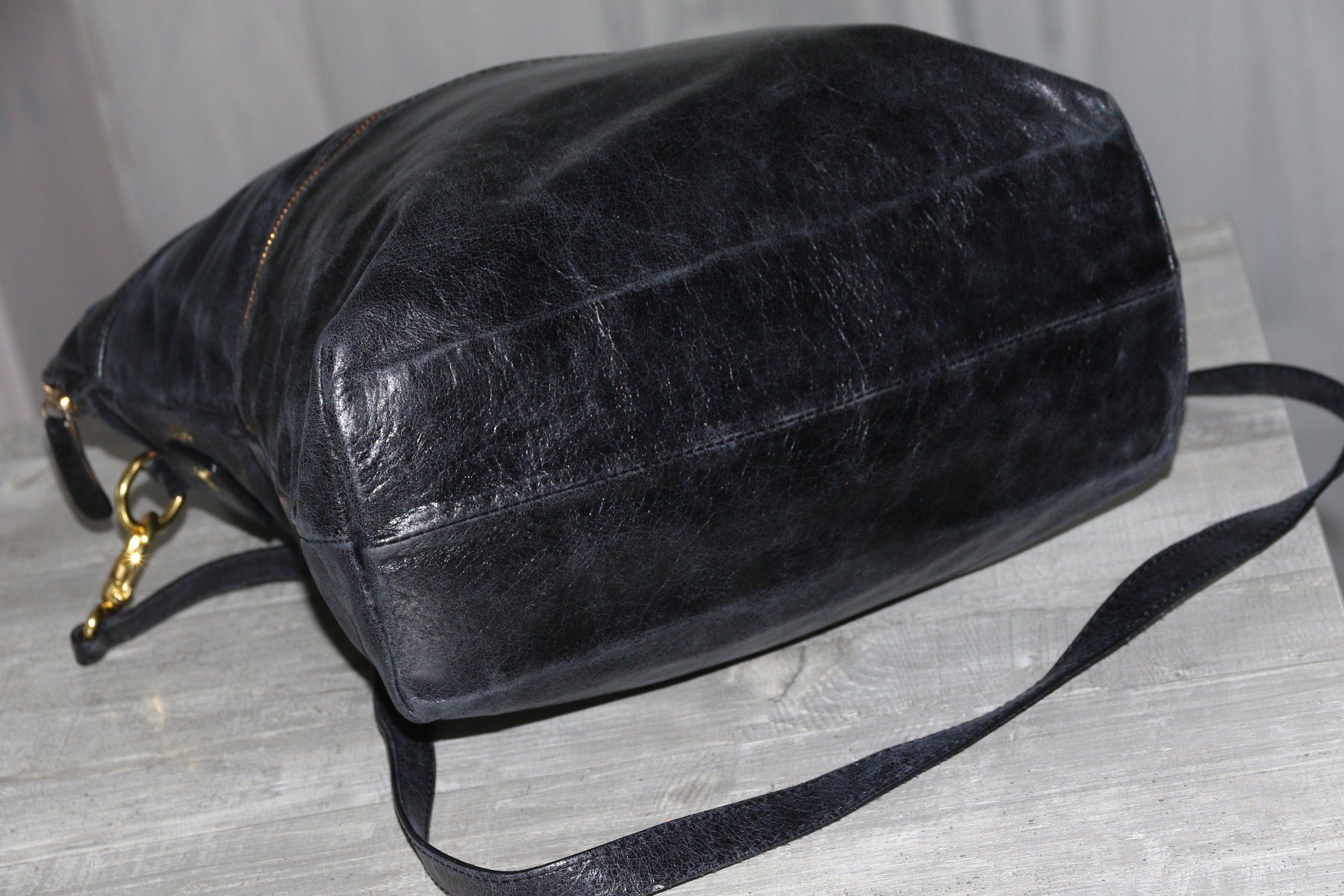 Taschen für Damen: Tolle echt Ledertasche – Gebraucht aus Oberwil-Lieli von Svetlana28 2