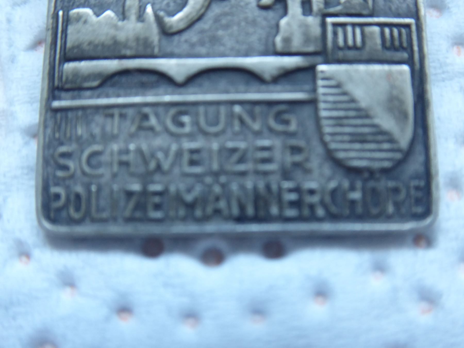 Placchette & Badge: 1937 Tagung Schweiz. Polizeimännerchöre – Usato da Zürich venduto da Chaeffeler 1
